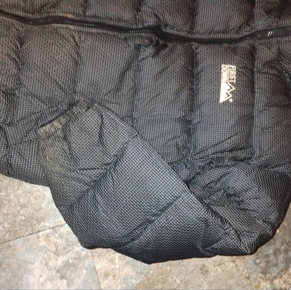 First Down Men's Charcoal Reversible Puffer Jacket - Picture 3 of 10